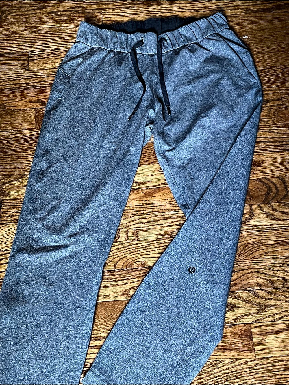 Lululemon on the Fly Straight-Leg Pant Gray Sz 8 EUC!